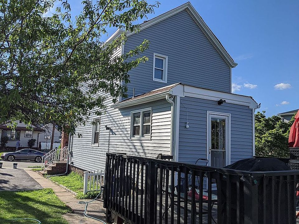 2nd image of 39 Newby Ave