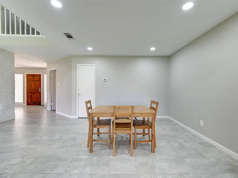 3046 Wagon Trail Dr — Photo 17