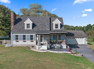 412 Canterbury Rd, Brooklyn, CT 06234