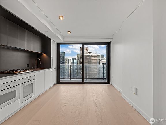 3rd image of 300 Virginia Street #3103