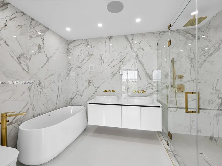 3222 NE 7th St #1 — Photo 34