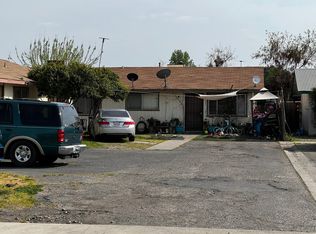 888 E Samoa St, Lindsay, CA 93247