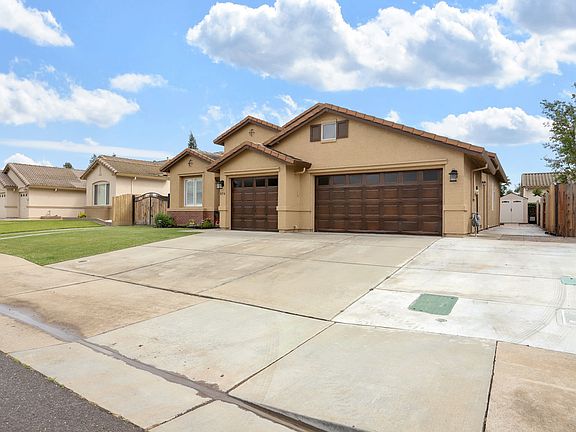 2nd image of 974 Elk Hills Dr
