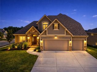 4517 N Sienna Rdg, Riverside, MO 64150