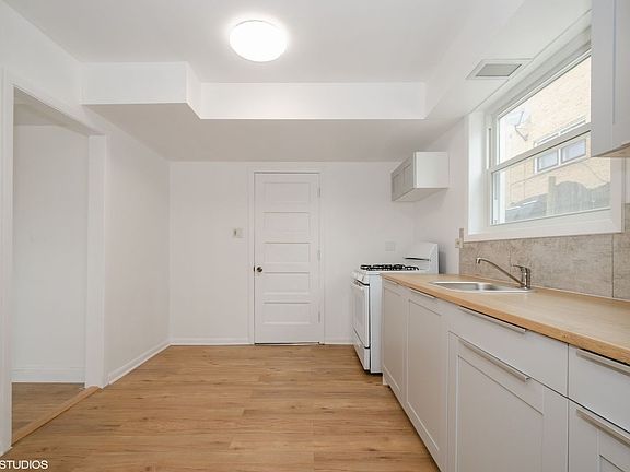 5th image of 7216 W Crain St