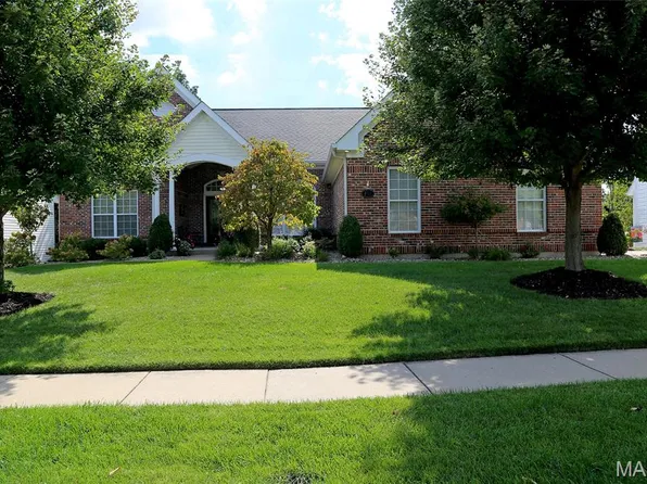 440 Fort Saratoga, Saint Charles, MO 63303