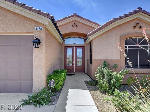 4th image of 9129 Tuxpan St