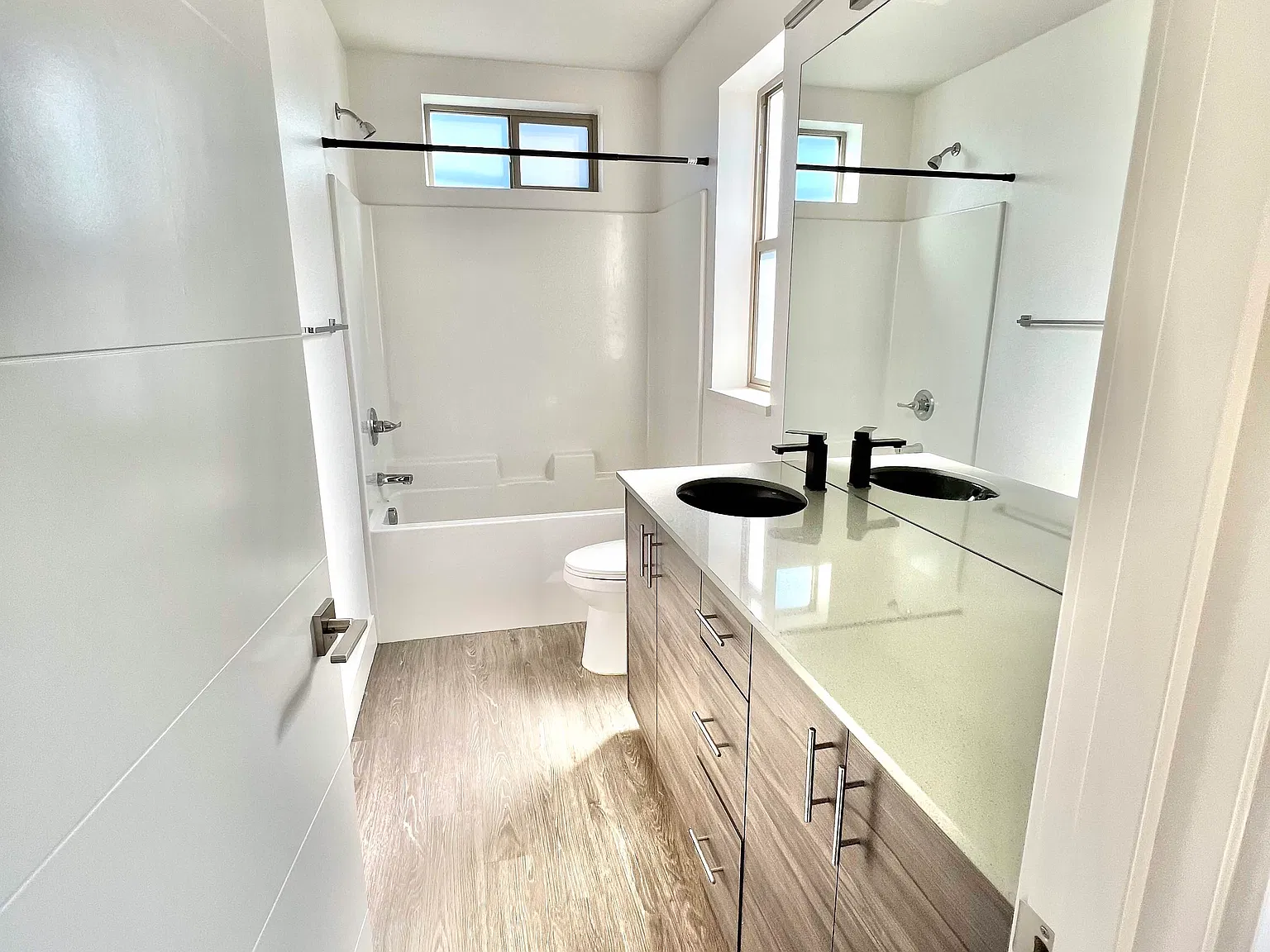 1 bed, 637 sqft, $1,650 — Photo 4
