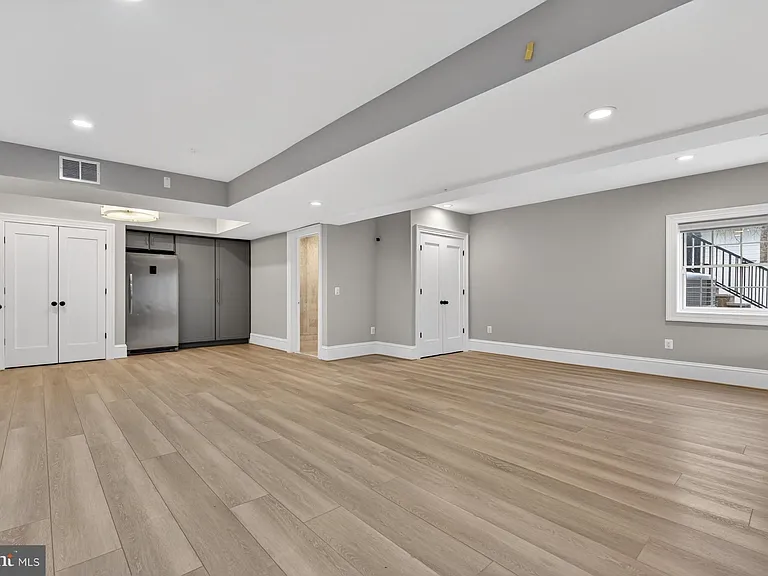 7002 River Oaks Dr — Photo 37