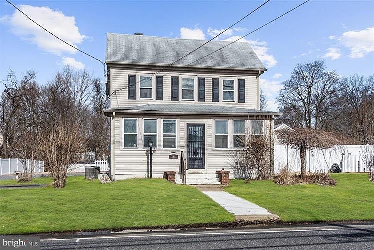 1st image of 308 Hessian Ave