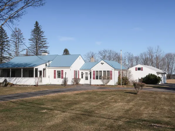 691 W River Road, Augusta, ME 04330