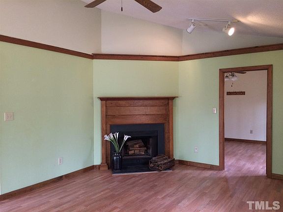 4th image of 4105 Westwood Dr
