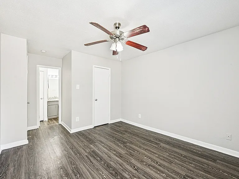 12-print-Woodchase Dr Unit 142-S2603-012