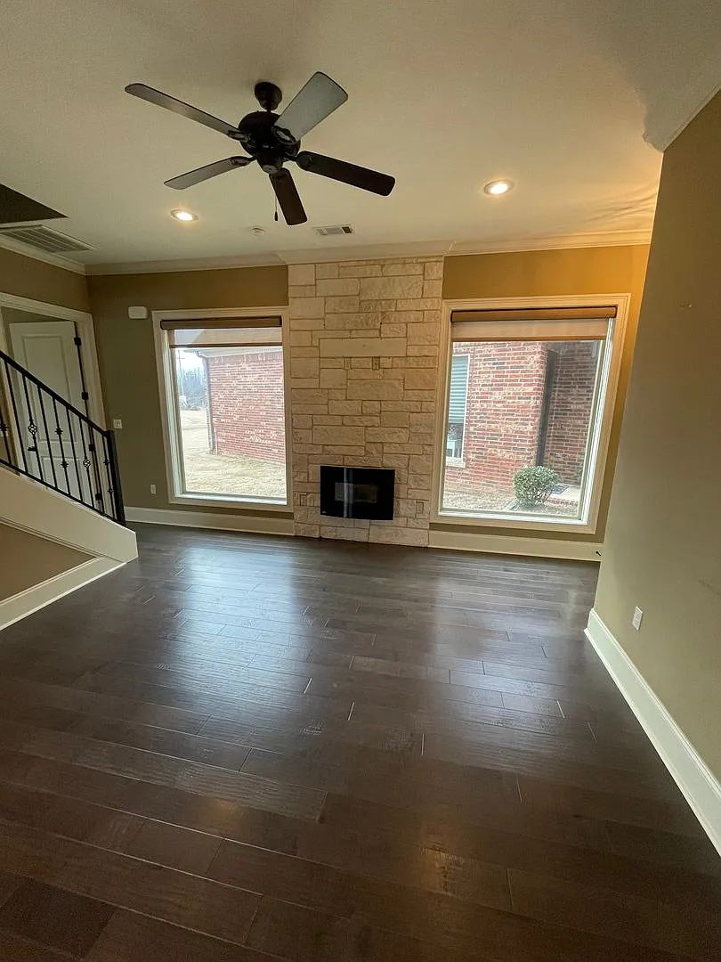 2803 Village Meadows Cove — Photo 3