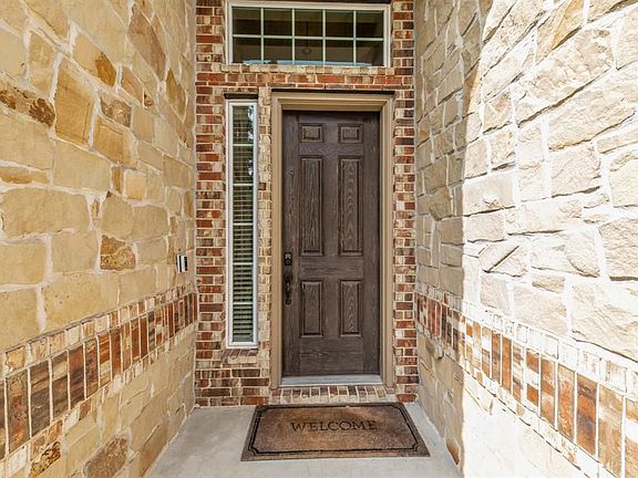4th image of 13727 Windsor Garden Ln