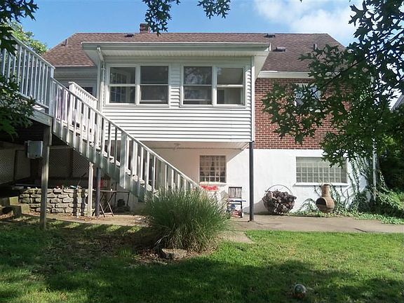 2nd image of 18 Panorama Dr