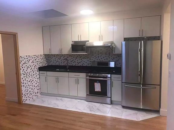 2nd image of 5228 73rd St Floor 2