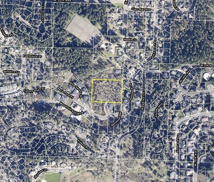 1st image of Hallmark Ln