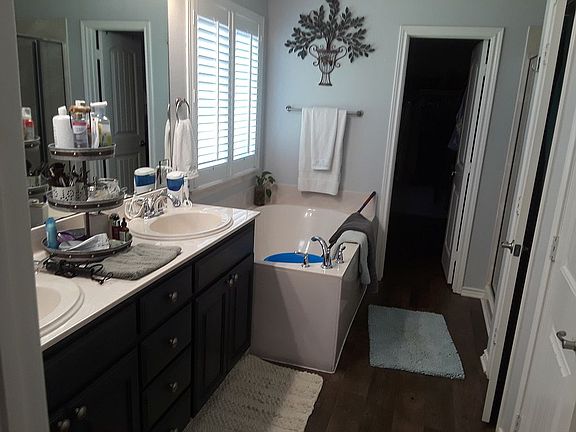 5th image of 7608 Black Willow Ln