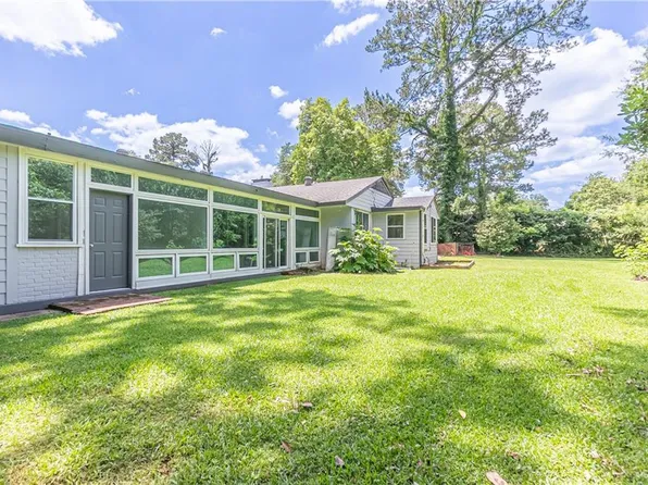 2820 Marye St, Alexandria, LA 71301