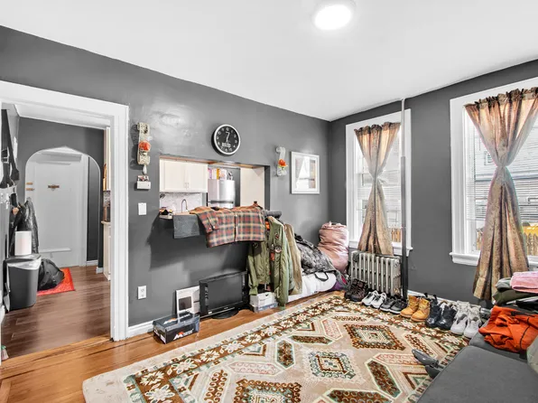 95-07 Cresskill Place image 18 of 21