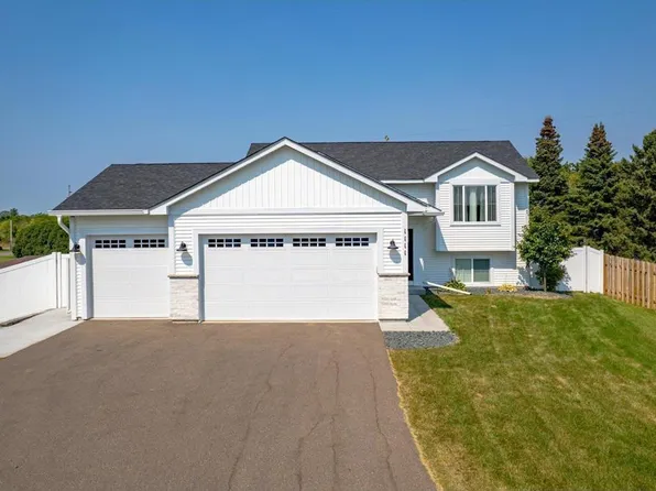 1111 Rich River Way, New Richmond, WI 54017