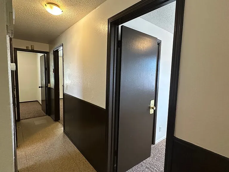 4016 SE 48th St — Photo 37