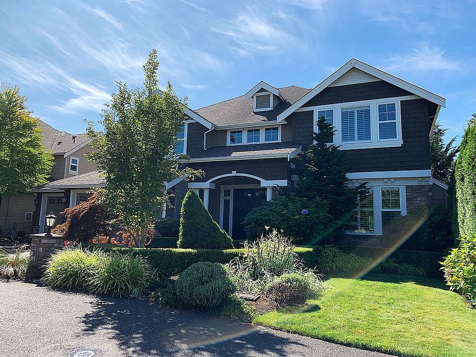 1st image of 21561 SE 3rd Pl