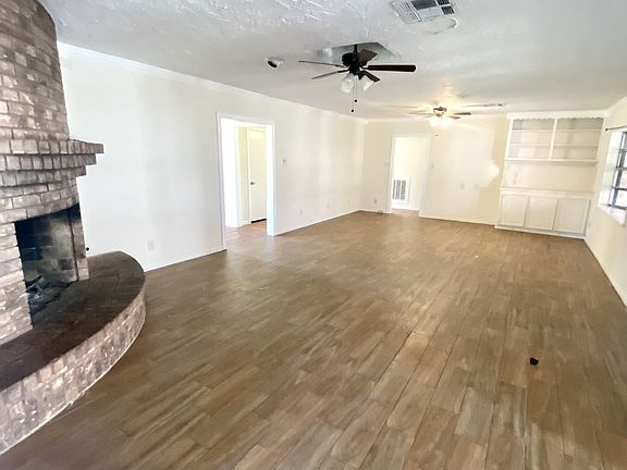 4th image of 3846 Skylark Way