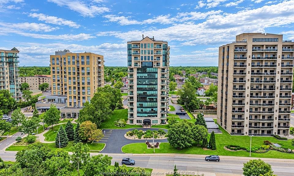 1st image of 4789 Riverside Dr E #504