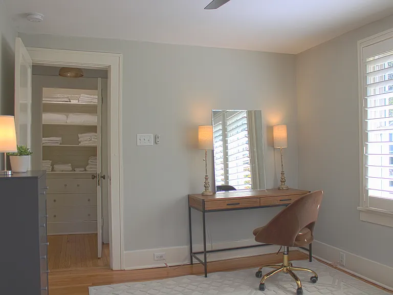 55 Edgemont Rd — Photo 32