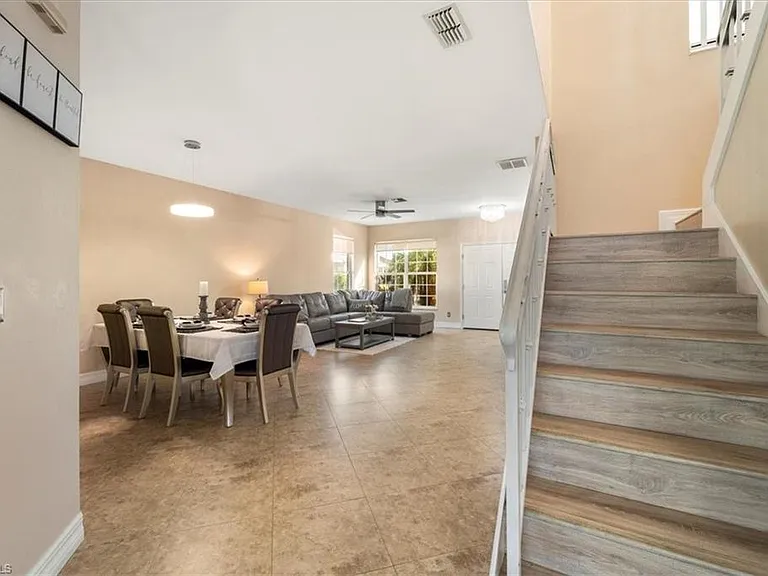 12341 Eagle Pointe Cir — Photo 10