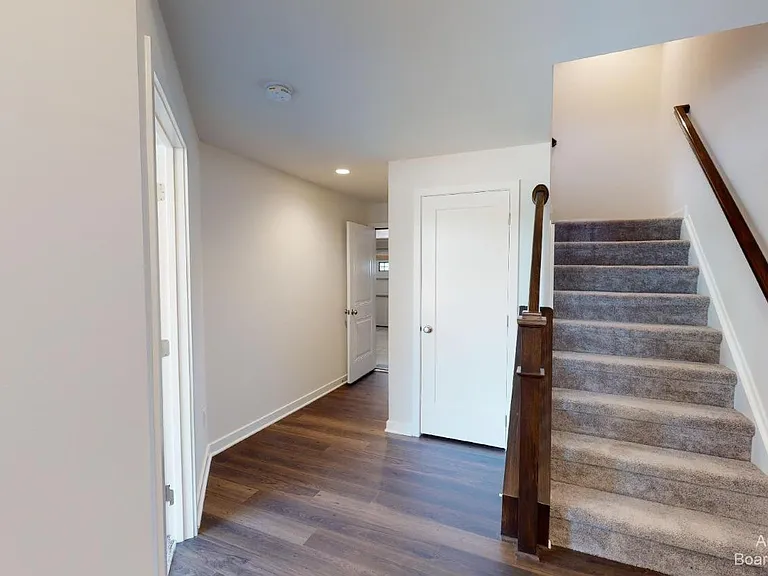 2704 S Spurway Dr — Photo 3