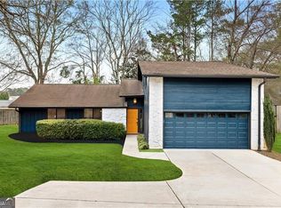 1217 Fairfield Dr, Marietta, GA 30068