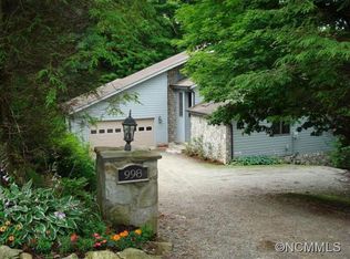 998 McKinney Gap Dr, Mars Hill, NC 28754