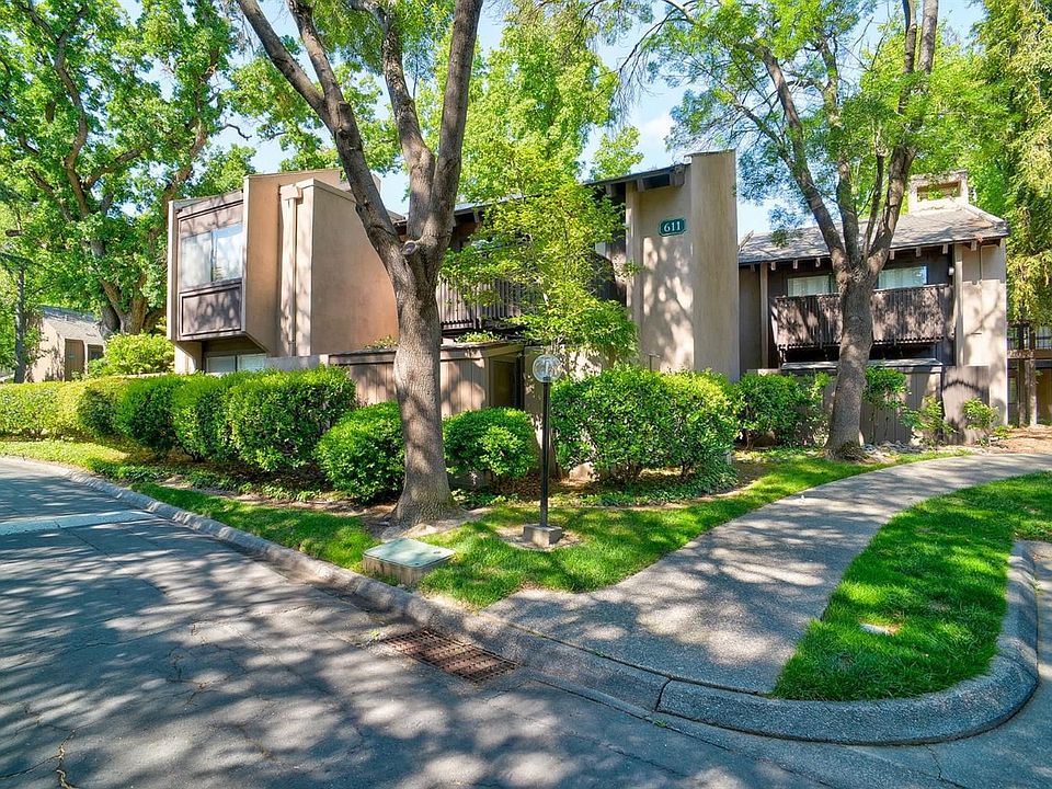 1st image of 611 Woodside Sierra Unit 5