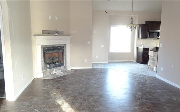 4th image of 254 Fox Xing Lot 254