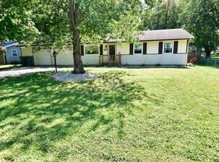 17 N Delphi Rd, Rossville, IN 46065