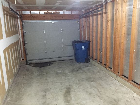 4th image of 6540 Rolling Glen Dr