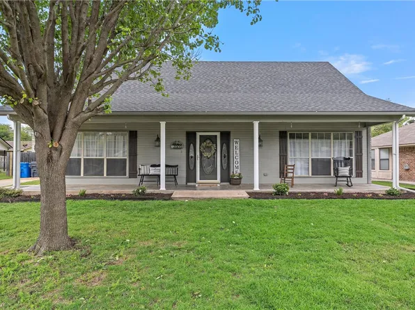 2009 Ramada Dr, Woodway, TX 76712
