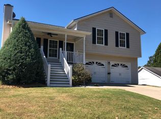 5131 Scenic View Rd, Flowery Branch, GA 30542