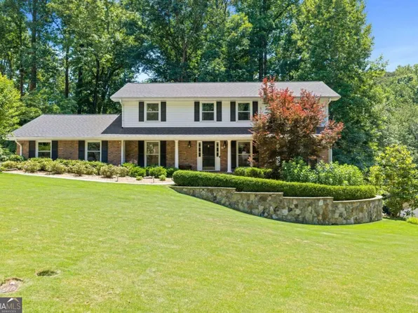 3881 Allsborough Dr, Tucker, GA 30084