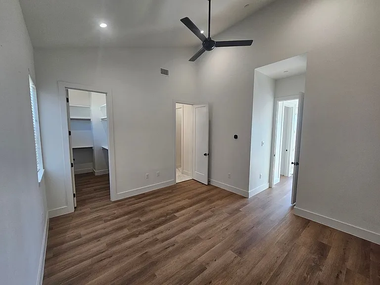 2139 Mail Ave #101 — Photo 18
