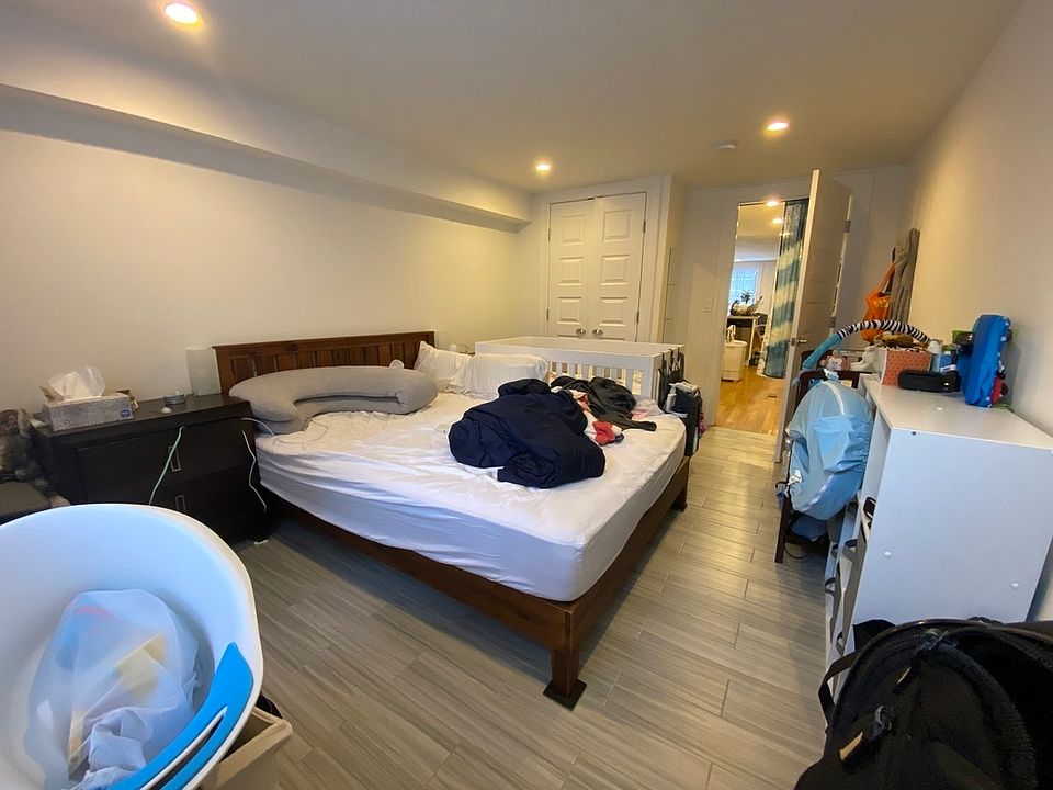 1st image of 89 Maujer St #1