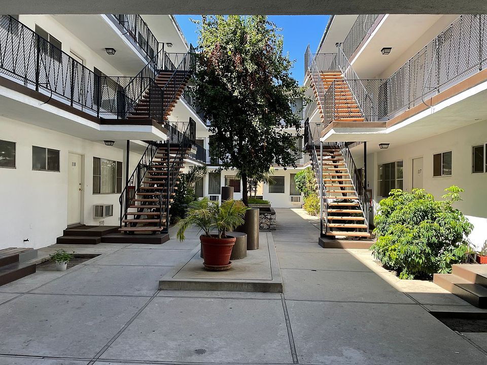 1st image of 365 W Doran St #114