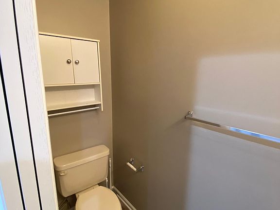 5th image of 988 Timber Creek Ln #988