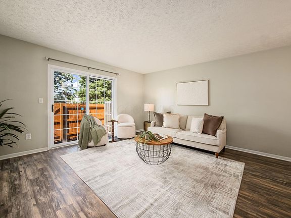 5th image of 233 Glenkirk Dr #107B