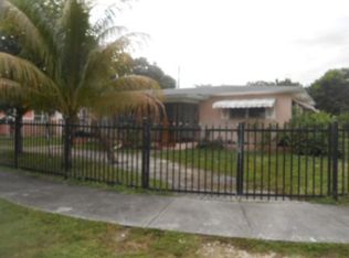 1086 NW 110th St, Miami, FL 33168