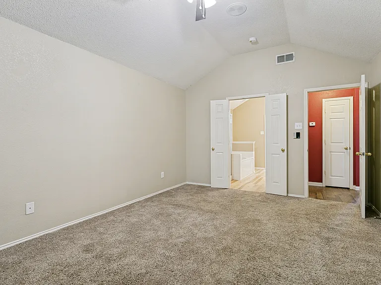 3004 Norwich Ln — Photo 17