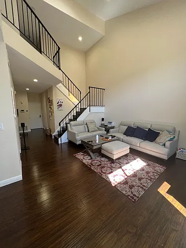 37036 Saint Edwards St Photo 1